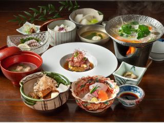 迷ったらコレ!季節の基本会席です。(料理一例)季節によって食材が変更になりますので、写真はイメージとなります。
