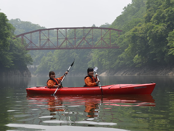 帝釈峡神龍湖の雄大な自然をカヤックで間近に感じましょう!!