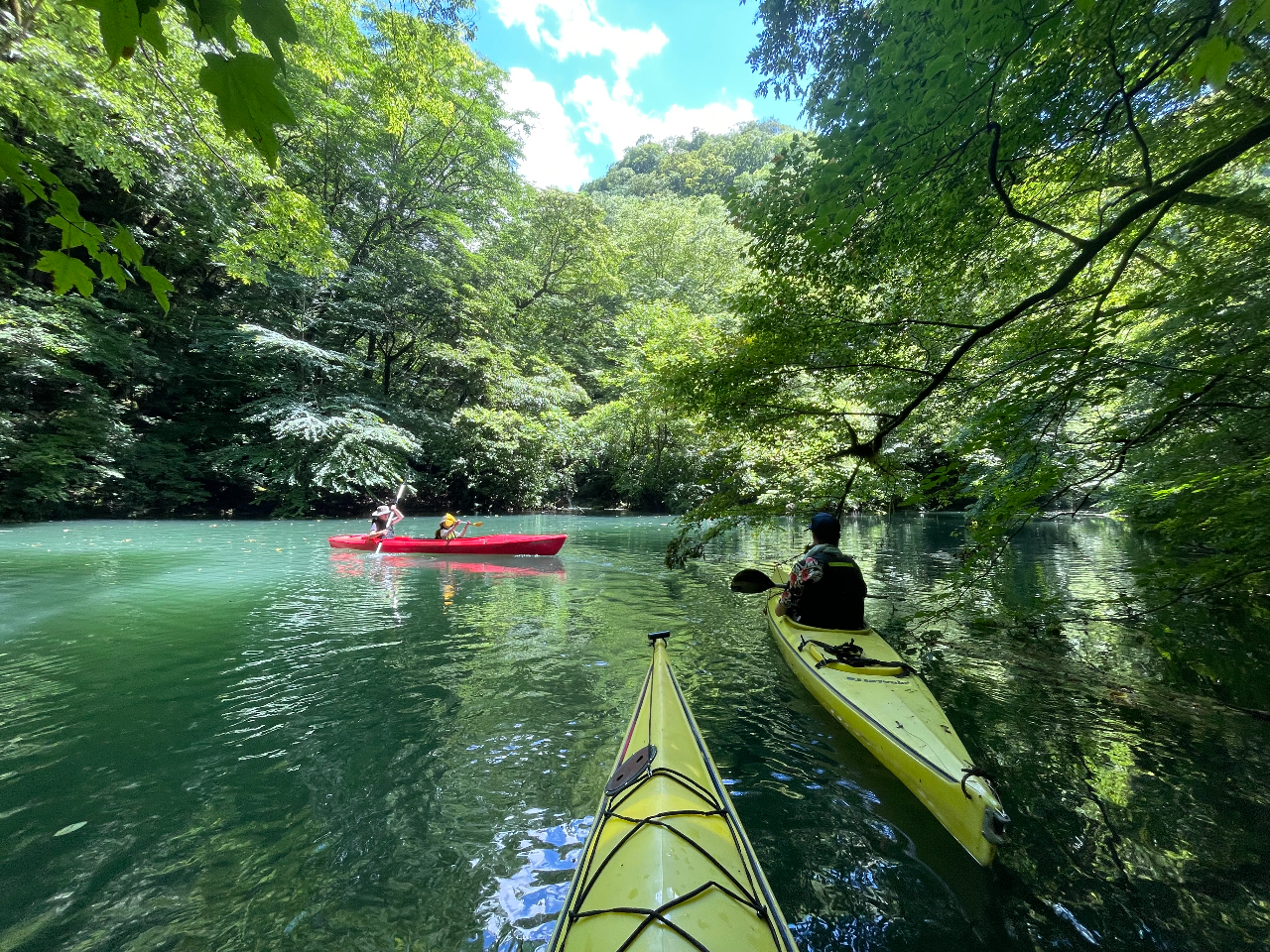 湖の水位が高いと上流の浅く涼しい場所へ行けます!!