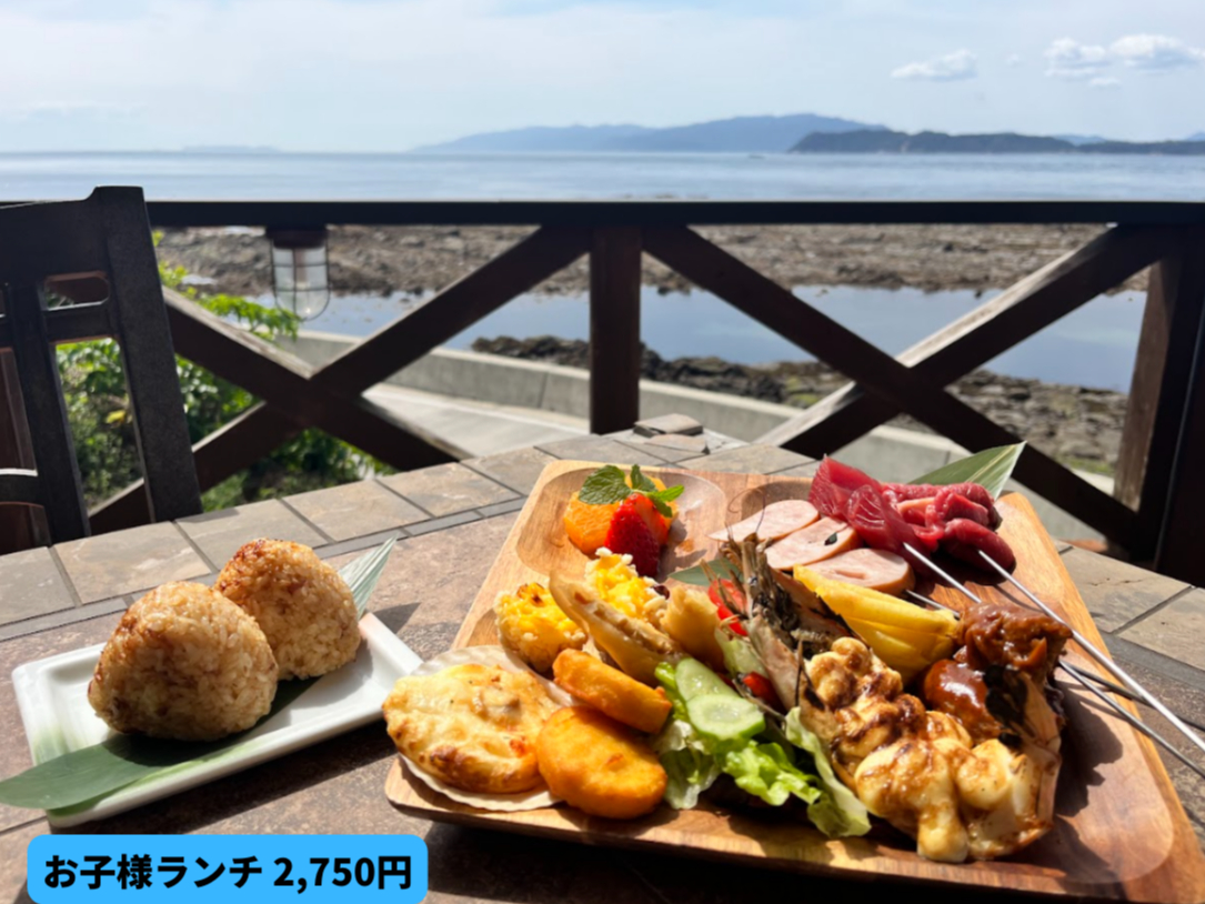 ���q�l������BBQ�Z�b�g�����������Ă܂��B