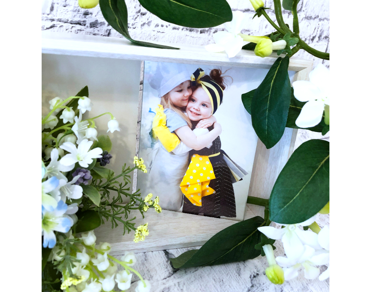 すずらんの右側が写真を入れられるようになっています。