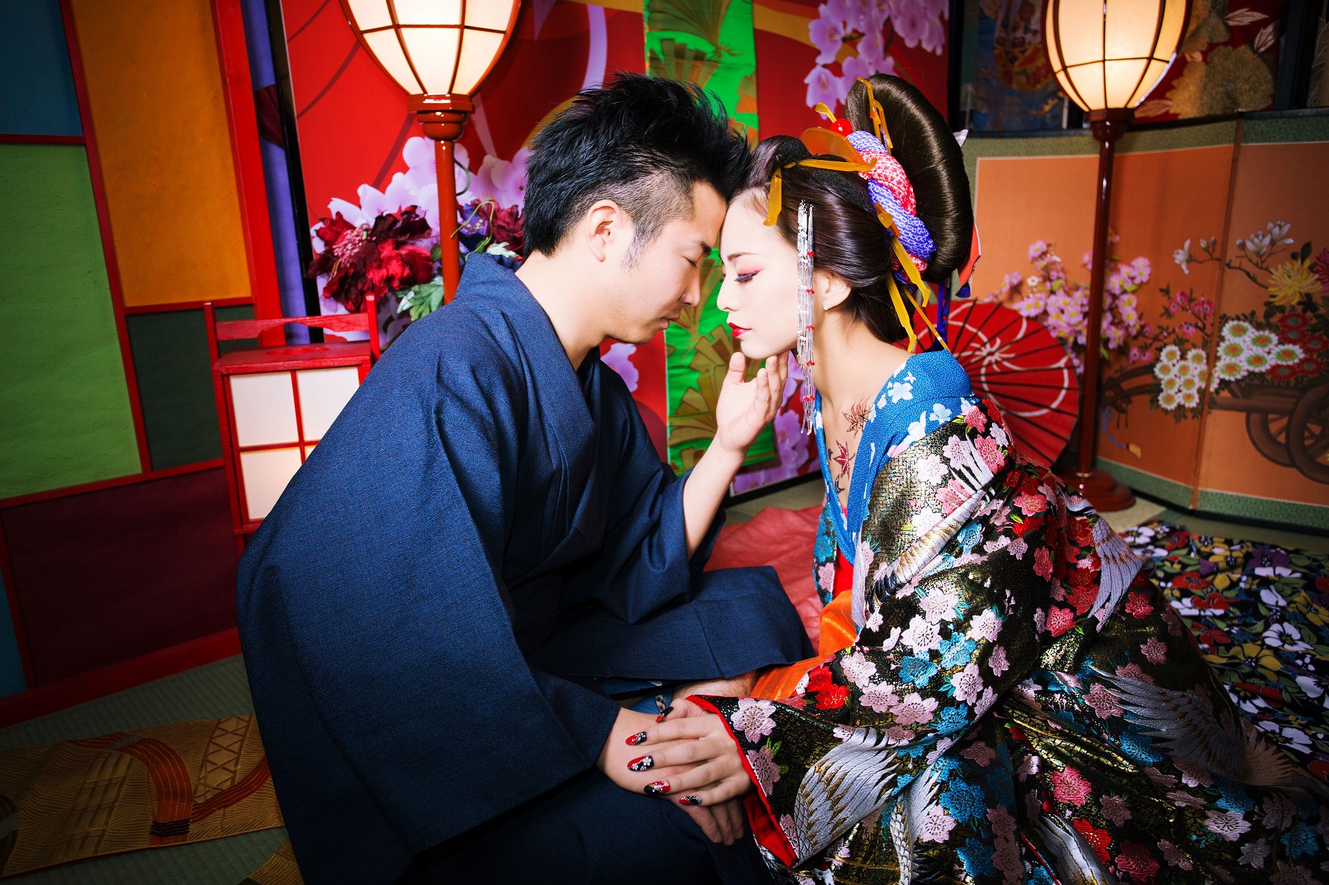 カップルや夫婦で花魁体験を楽しみましょう!いつもとは違うデートや、プレゼントをしたい方にもオススメです!お二人のキセキの1枚お撮りします!