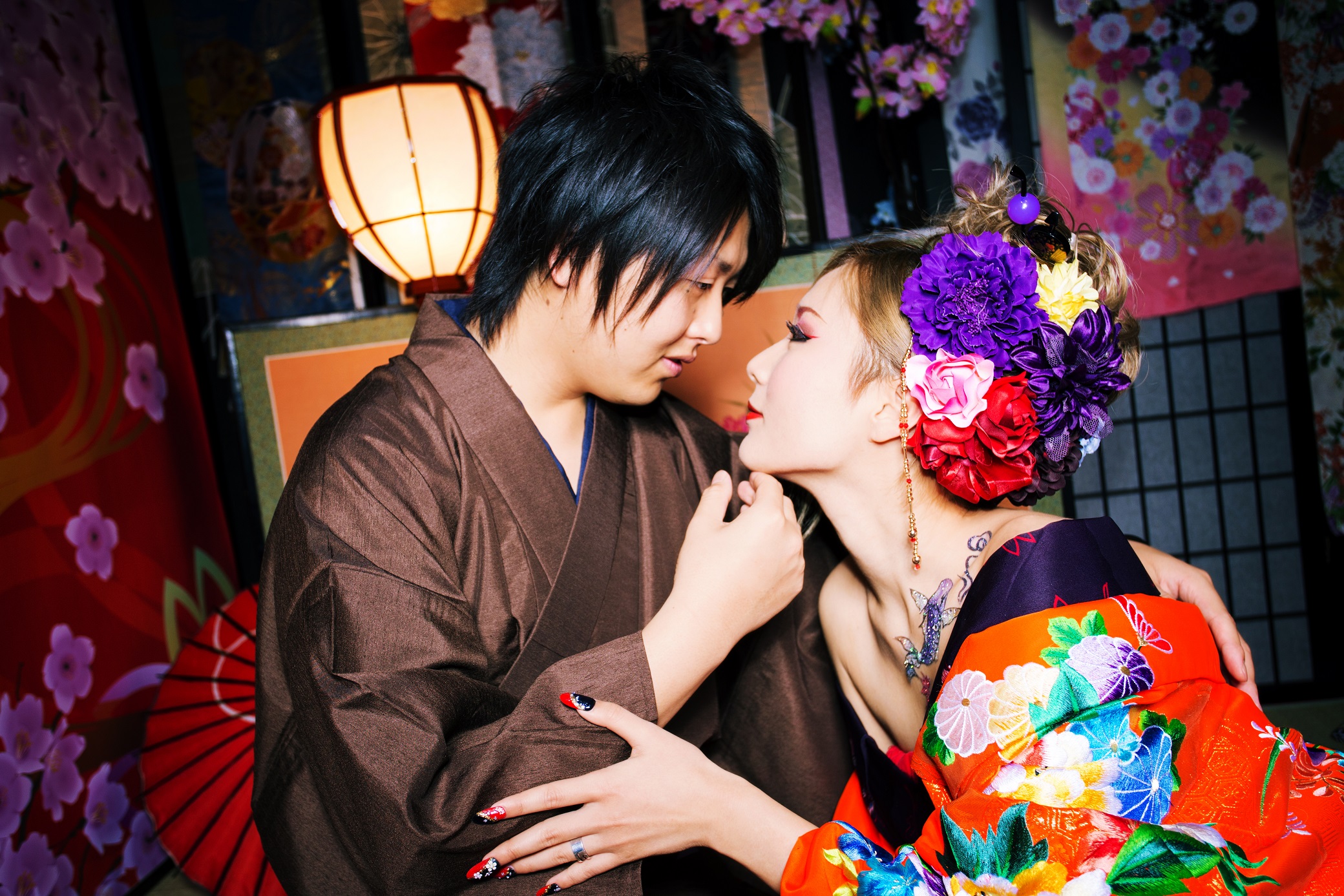 普通のフォトスタジオにはない大胆なポージングもあります!笑恥ずかしがらずになりきって撮影を楽しみましょう!