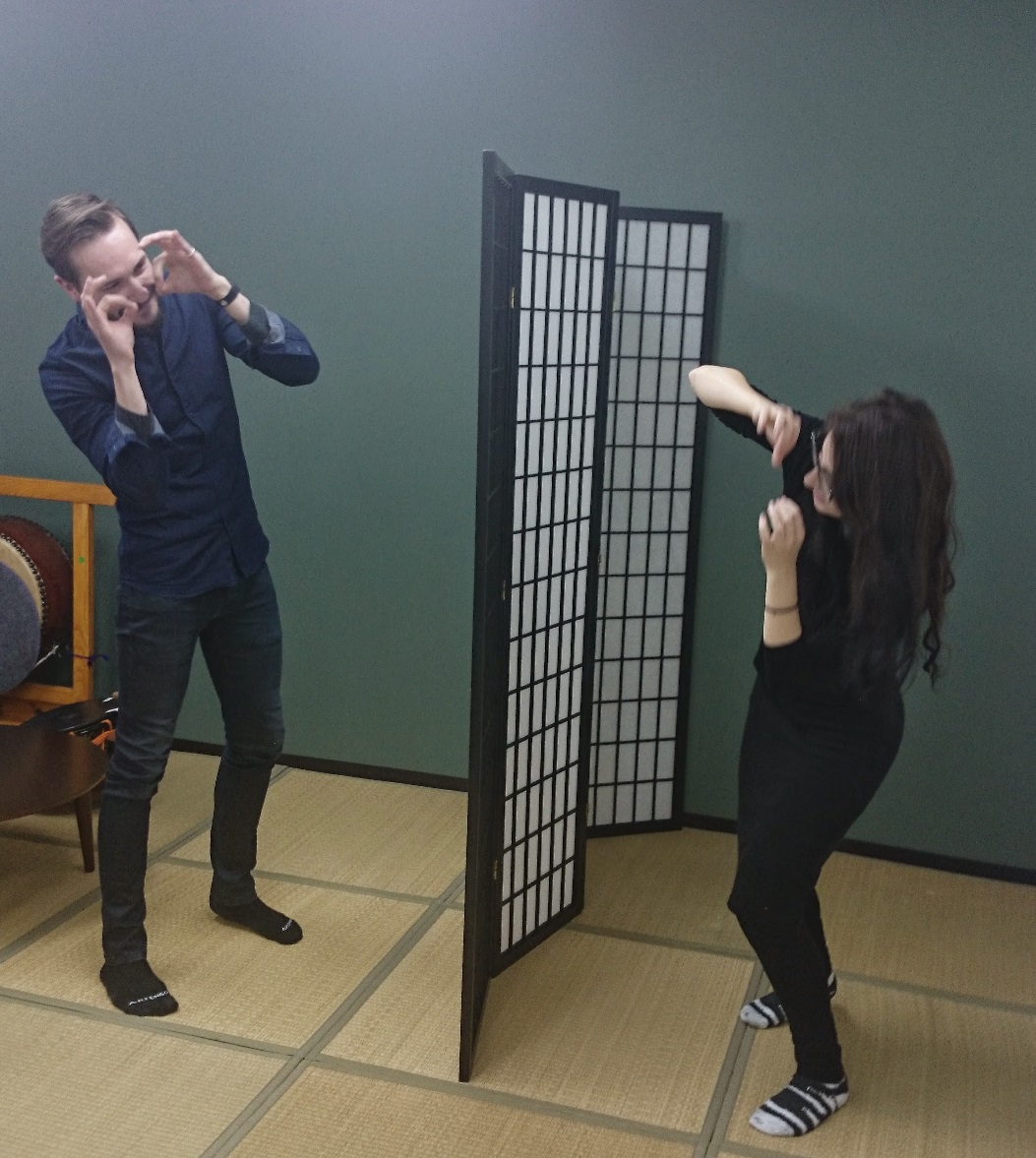 ԂɒuĂ݂ȂԂŗx܂Bx肪IƂR̓IŌƂ܂ŏoĂWP̂悤ȗVтłB