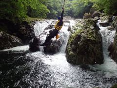 アッアッアーーー♪気分はターザン(^^♪ ターザンジャンプ!