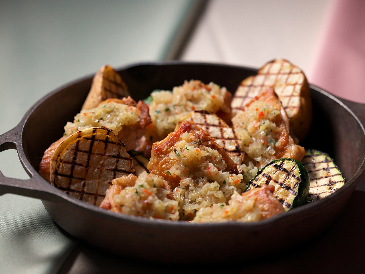 ��{�̃f�B�A�{����