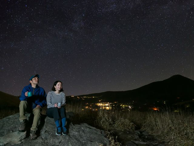 満天の星空を眺めながら優雅なひと時を