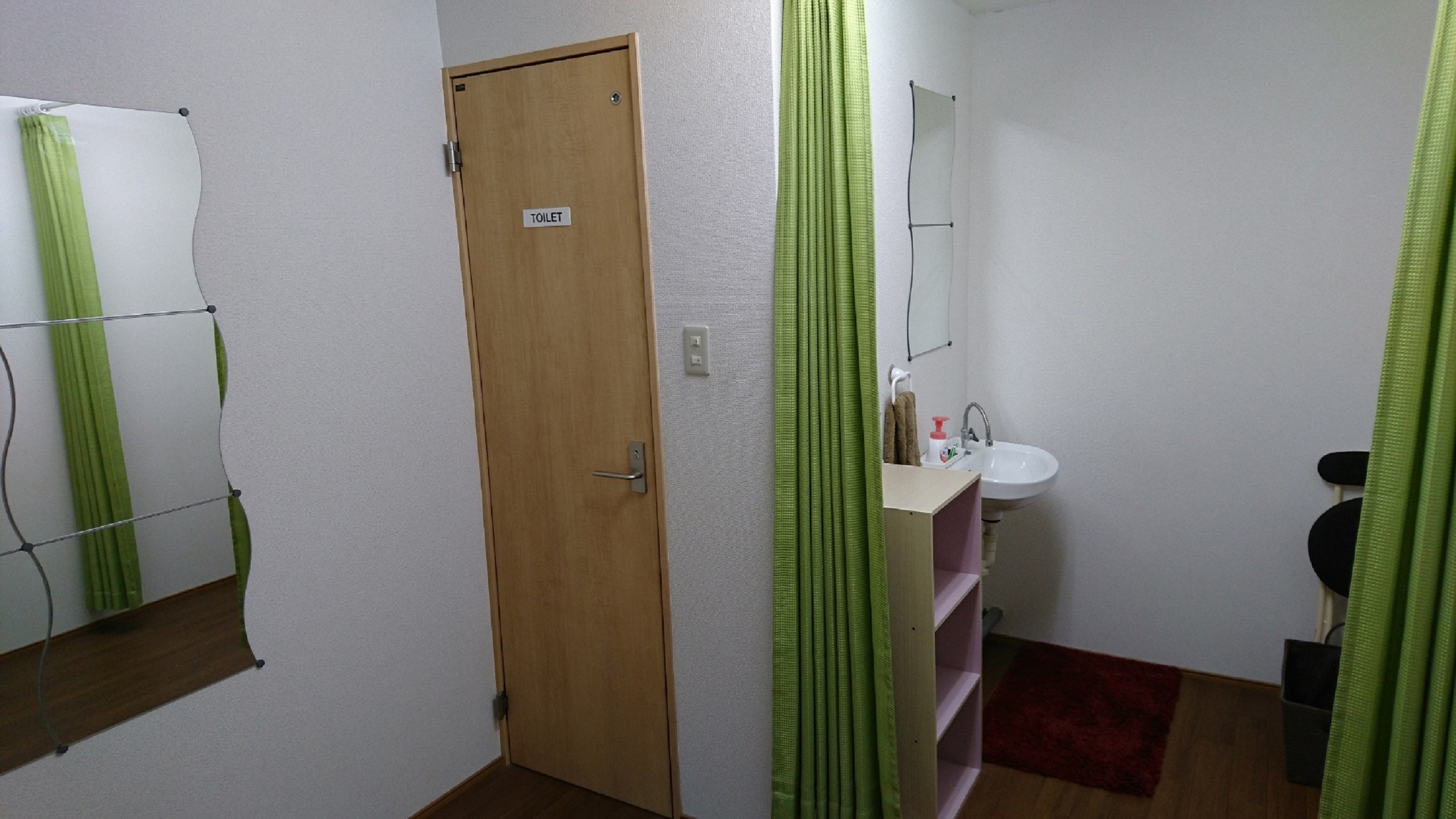 jʍXߎ̒ɂ͂ꂼɁAłƂ̂悤ɗgCL܂BȂƂłA͑̂qlɂD]Ă|Cgł