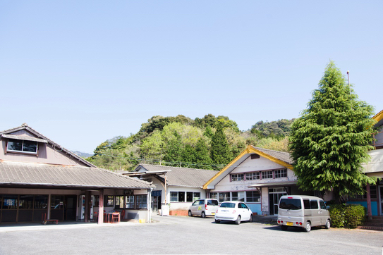 トレジャーハンティング 倉庫入り口