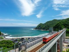 余部鉄橋「空の駅」とクリスタルタワー