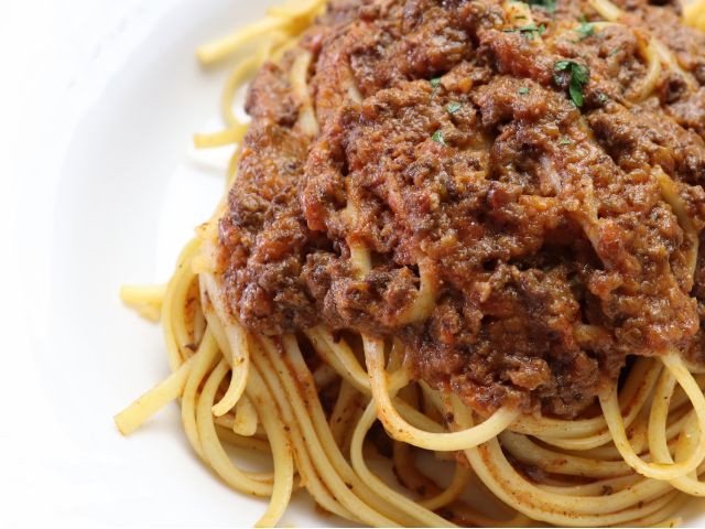 パスタ料理一例 佐賀牛のボロネーゼ〜じっくりと煮込んだラグーソース