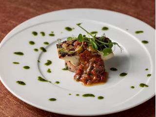 ナチュラーレコース 夏のお魚料理:旬鮮魚のオーブン焼き