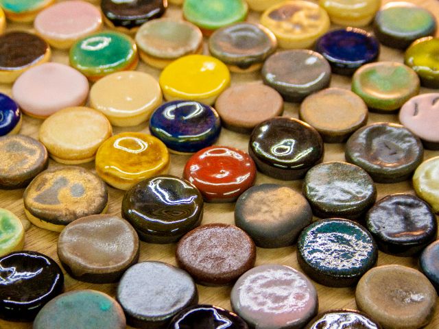 体験の方は(透明、トルコ、白マット、季節の色(瑠璃色、織部、桃色))