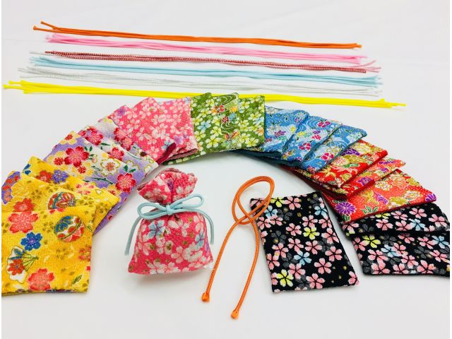 ちりめん袋やひもの色をお選びいただけます。