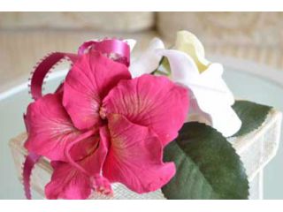 作品は本物と見紛う程の出来栄え!お部屋がパッと華やかになるインテリアです♪