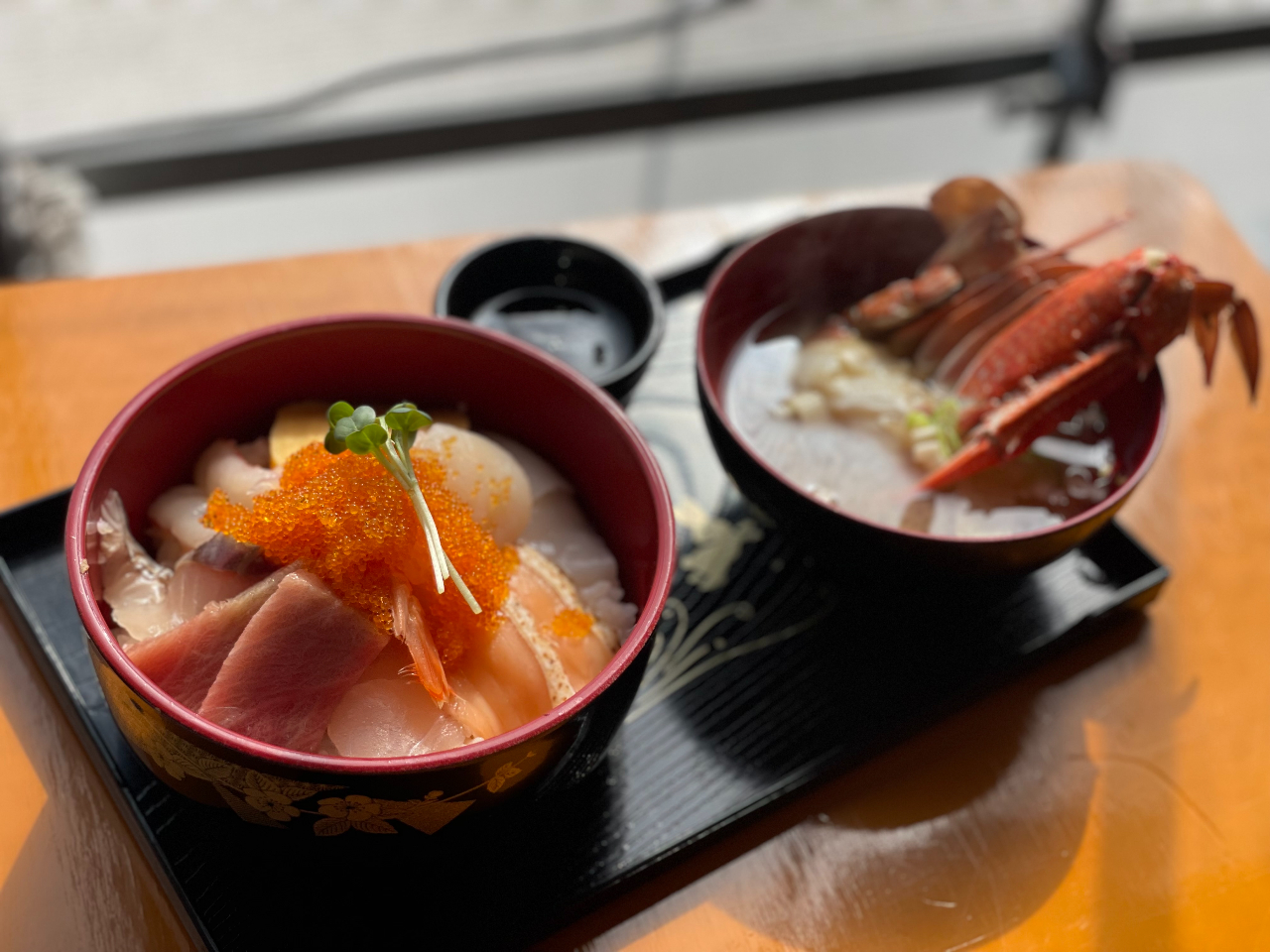 1日限定20食の豪華海鮮丼セット!