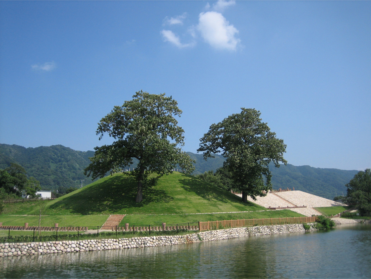 {sɂuj SRi񂶂܁jÕvłBSPUO̕ꂽO~Bɂ̂ڂ邱Ƃł܂B