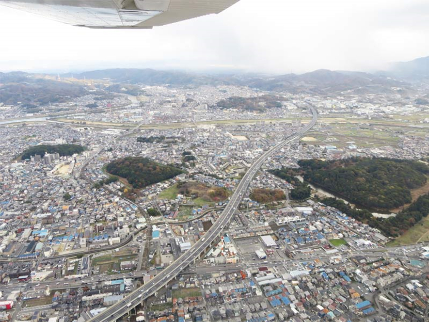 ���E��Y�̌Îs�Õ��Q�B���̋���O����~�����ቺ�ɍL����܂��I