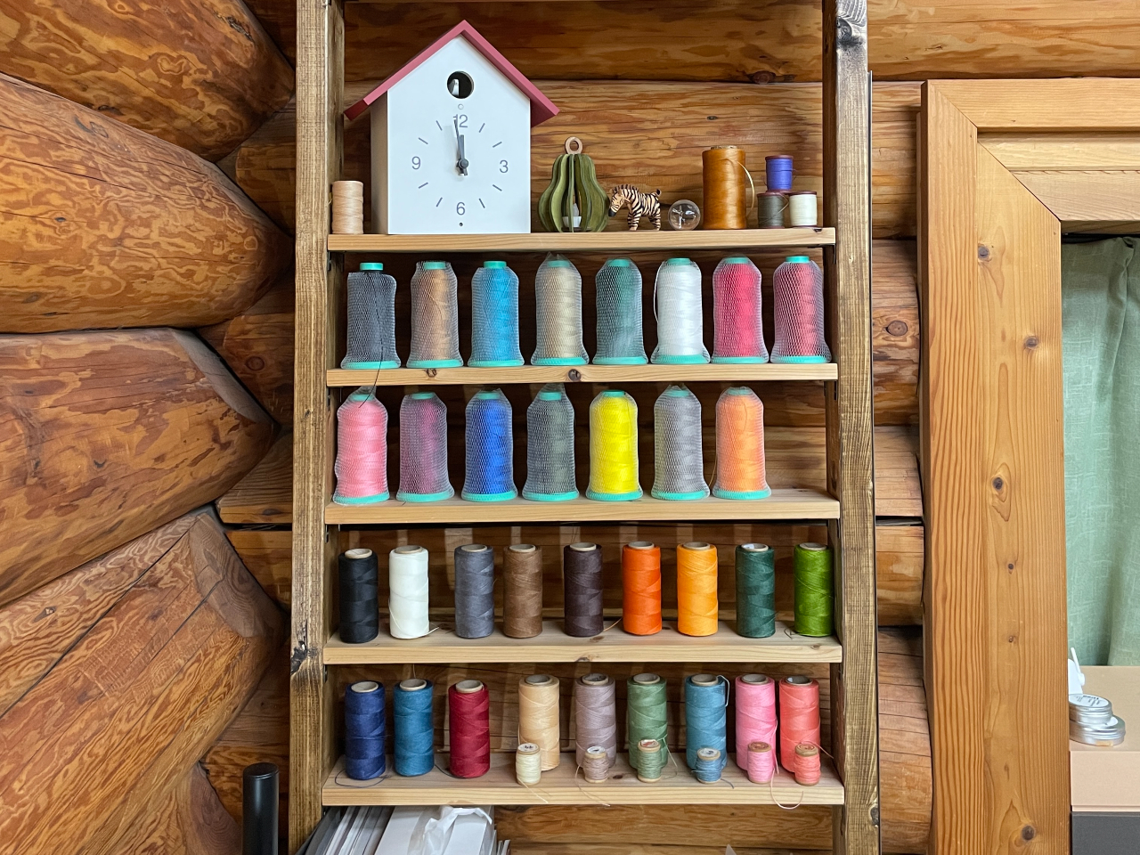 DȐF̃Xeb`ōiɃANZgĂB