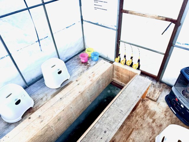 小屋内部の様子