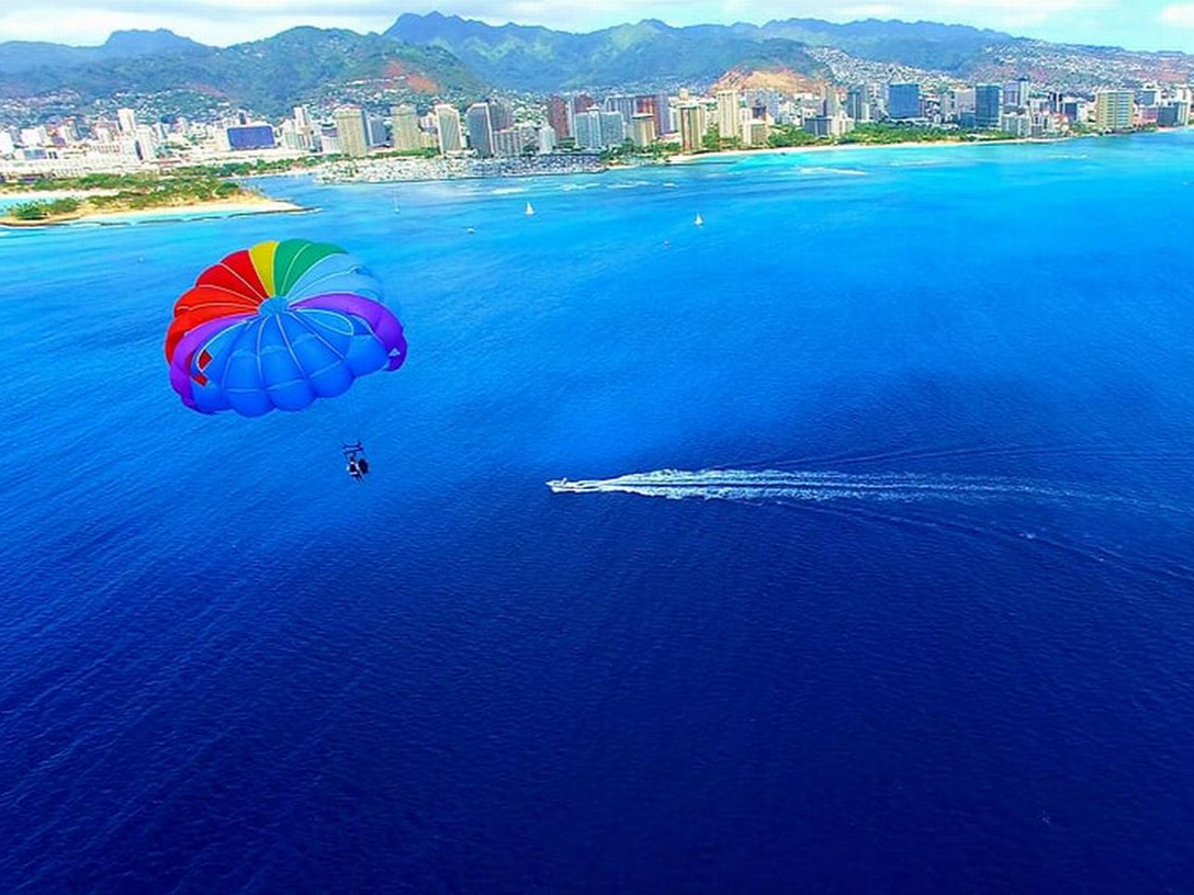 アクセス良好、那覇近く!宜野湾マリーナから毎日6便運航★