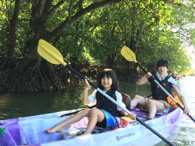 お母さんとお子様で一緒にカヌー!(^^)!安心して遊べるアクティビティ☆