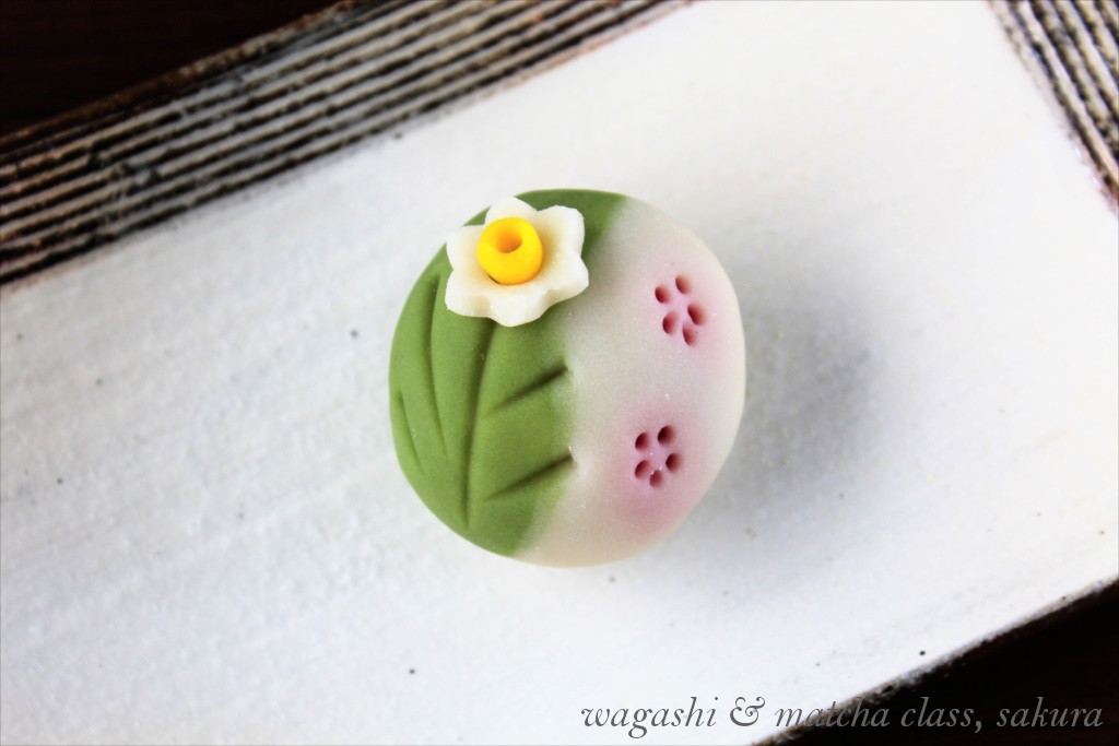 2َ̂q́ut̒vłBg~Ɛ̂Q̉ԂЂƂَ̂qɕ\܂I