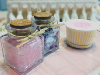アロマバスデコレーション バスソルトやバスボムなどから好きなものを選べる ものづくり応援サロンberryclover ハンドメイドに夢中になれる場所 じゃらん遊び体験 アロマバスデコレーション バスソルトやバスボムなどから好きなものを選べる ものづくり応援サロンberryclover ハンドメイドに夢中になれる場所 じゃらん遊び体験