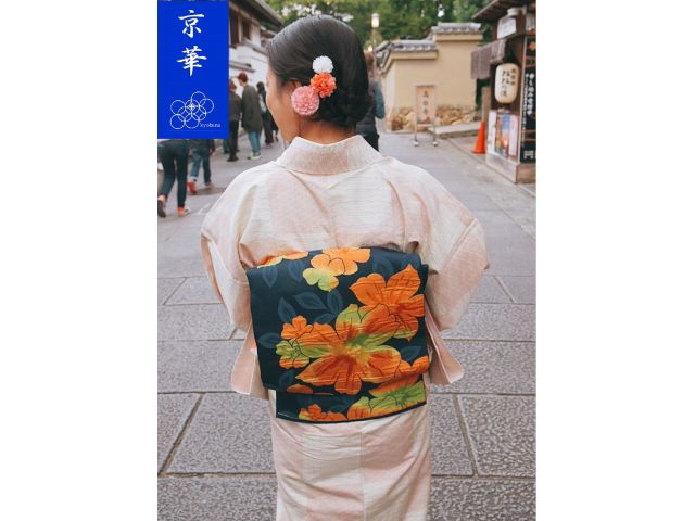 おしゃれな正絹紬きものに名古屋帯をお太鼓結びでお着付いたします♪