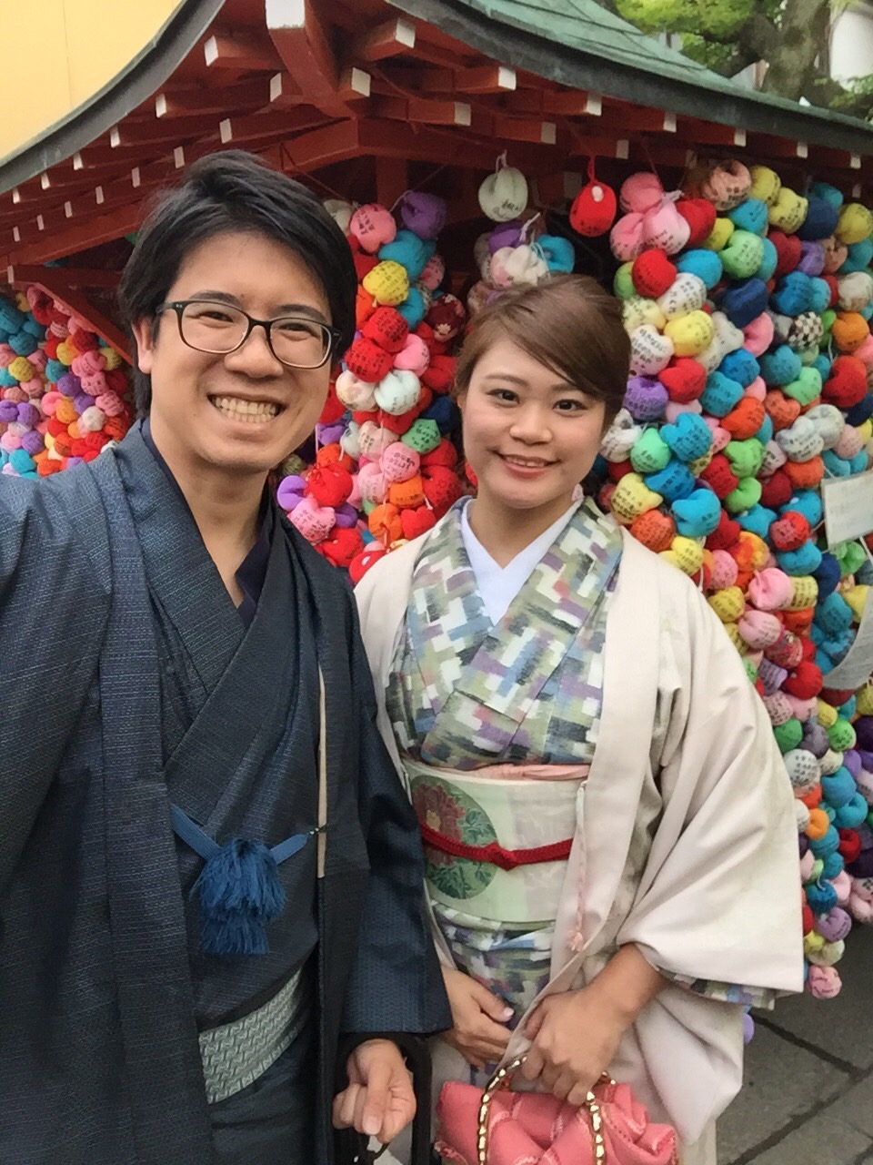 八坂庚申堂のくくり猿に願いを込めて、これからの二人の幸せを願ってください♪