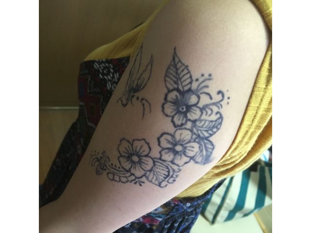 ジャグアタトゥー。短時間に綺麗に肌を染めることができます。