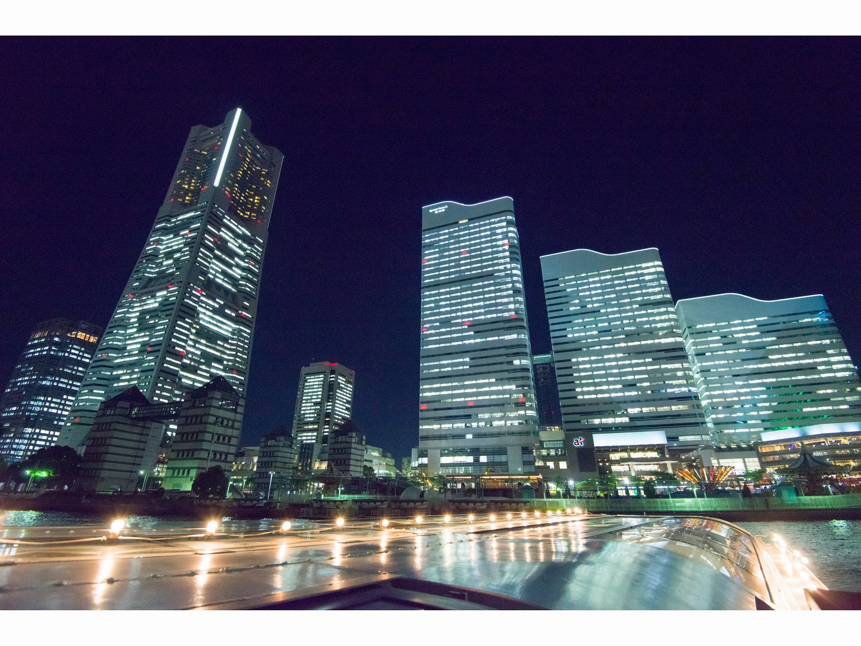 水上バス SEA BUSの最新写真