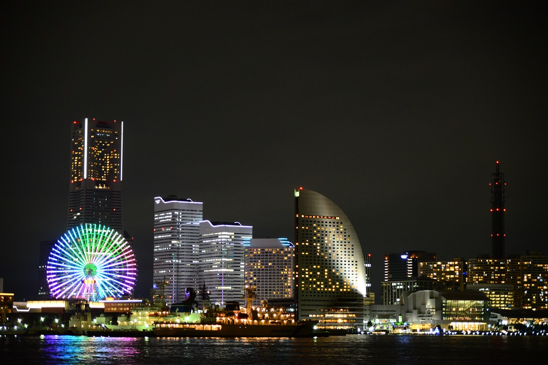 こだわり料理とみなとみらいの夜景で、心に残る記念日を。