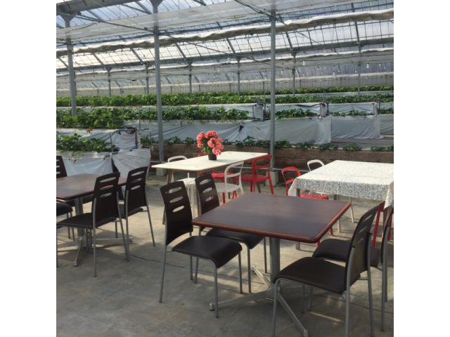 イートインスペースも完備しております☆