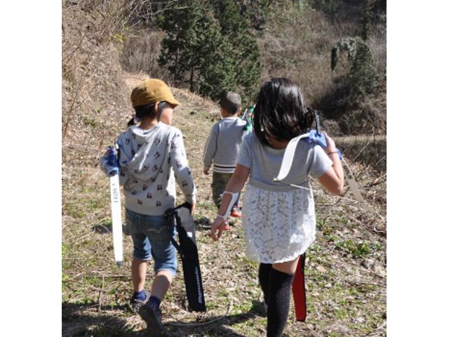 友達と参加して、仲良く山を散歩