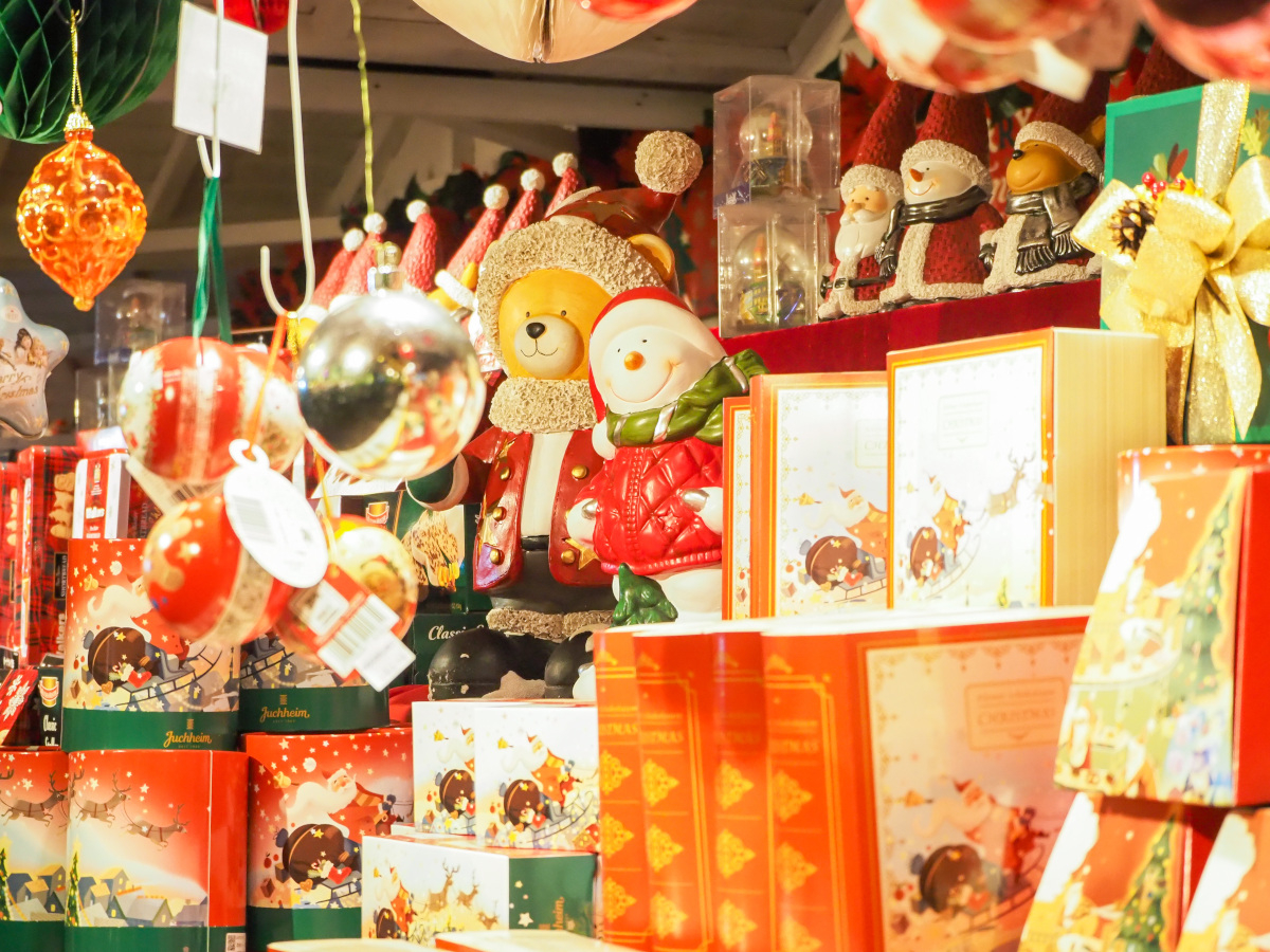 yNX}X}[Pbgzi11/7`2026/1/5jC~l[VɏꂽnEXe{X̊XɁAOXC[cAG݂낢Biʐ^̓C[Wj