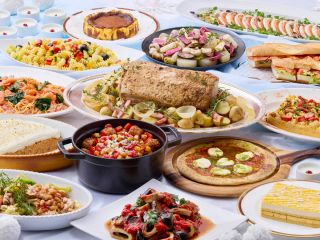 長崎じげもん豚のローストポーク、ピッツァ、パスタ、グラタンなど親しみあるイタリア料理をお楽しみください。(写真はイメージ)