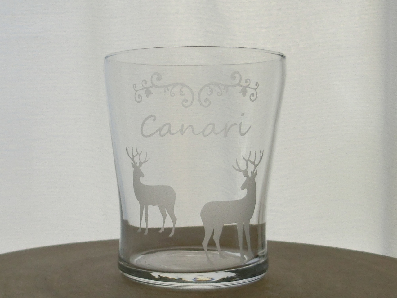 お好きなイメージで自分だけのオリジナルグラスを制作できます。