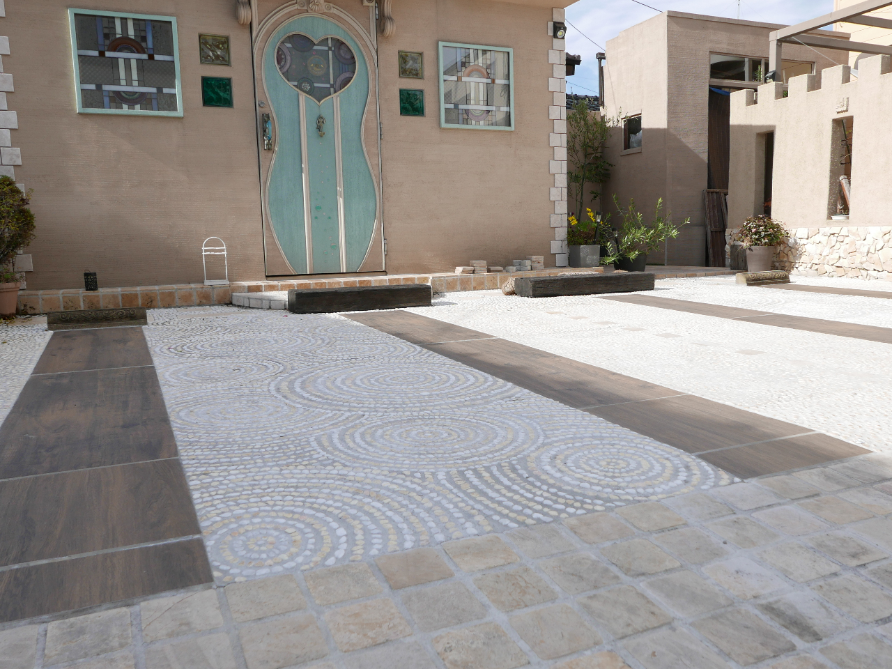 H[ɎԂQ䕪̃Xy[X܂BCyɂpB