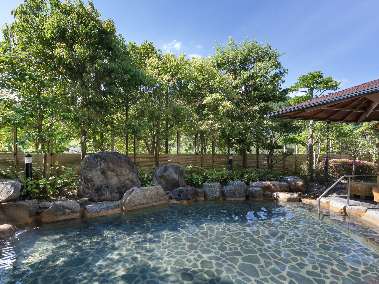 \中津川エリア最大級の遊べる温泉施設/<平日>お風呂利用のみプラン┃クリキッパ・...