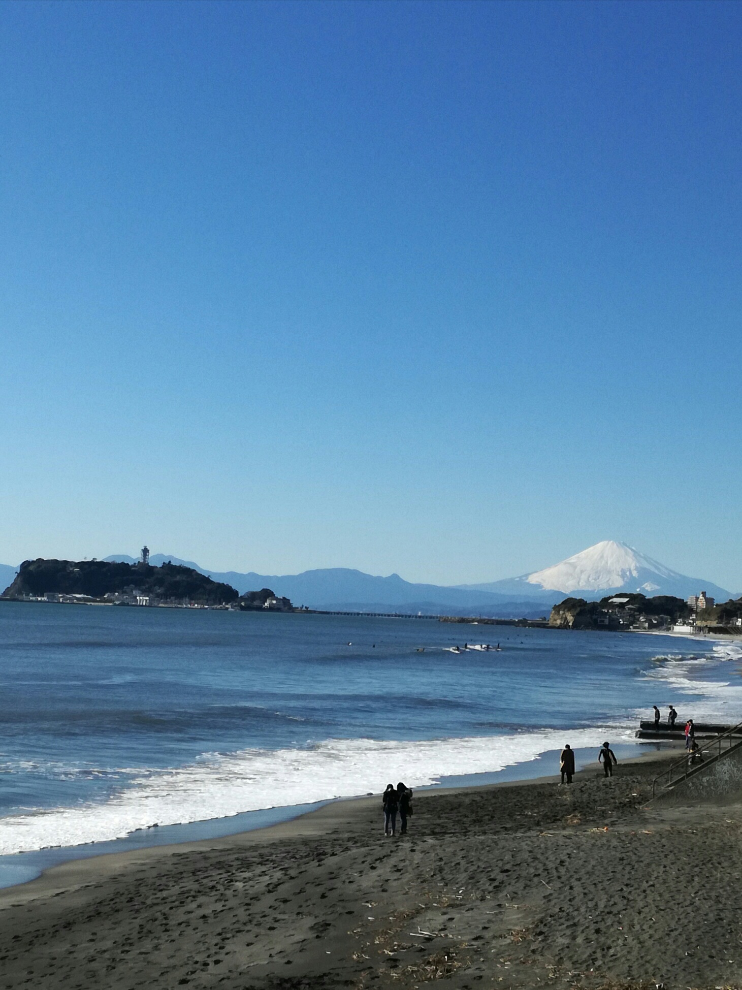 足踏み織り機でオリジナルマフラー作ろう 江ノ電 七里ヶ浜駅から徒歩2分 アトリエアミカ じゃらん遊び体験