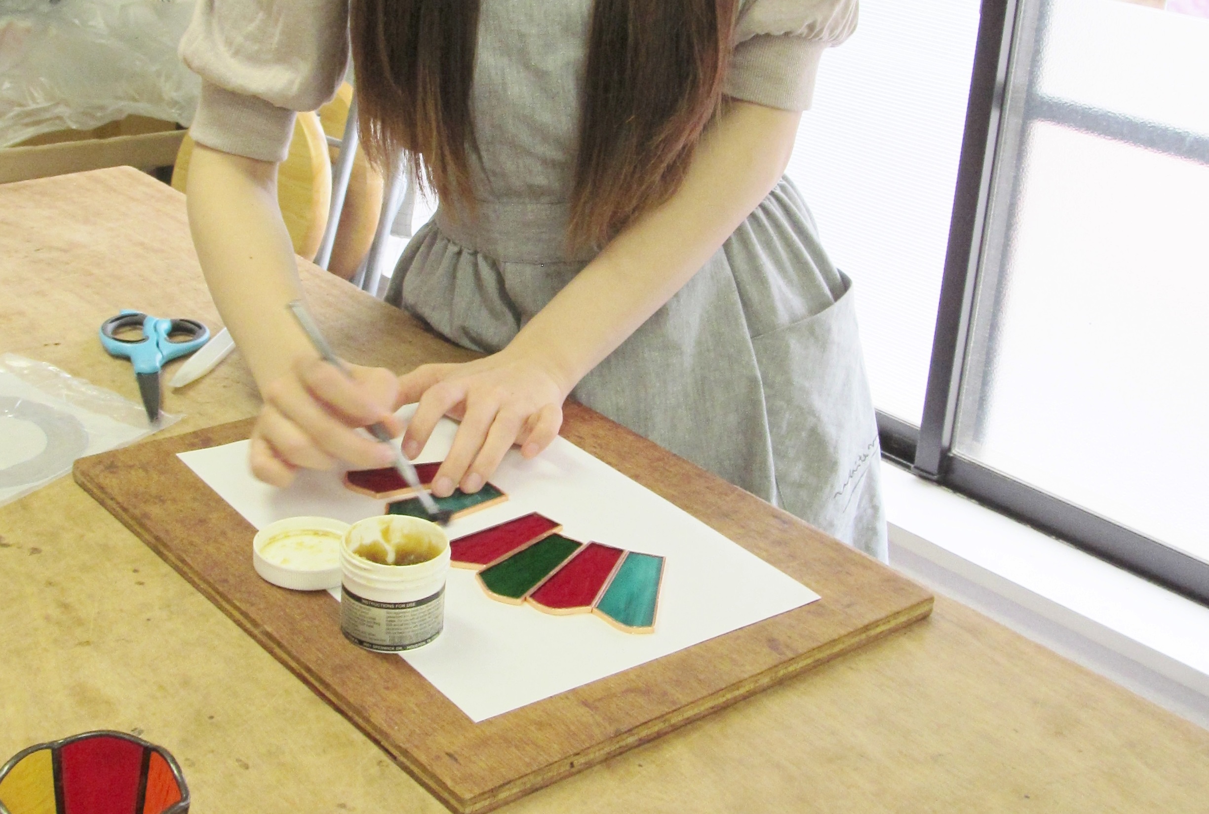 I񂾃KXɁ@̃e[viJbp[e[vj܂