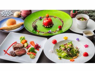 フランス語で「楽しむ」「喜ぶ」を意味するJouir(ジュイール)。 一品一品に色彩のパレットが広がり、一口食べれば心地よい喜びに包まれます。