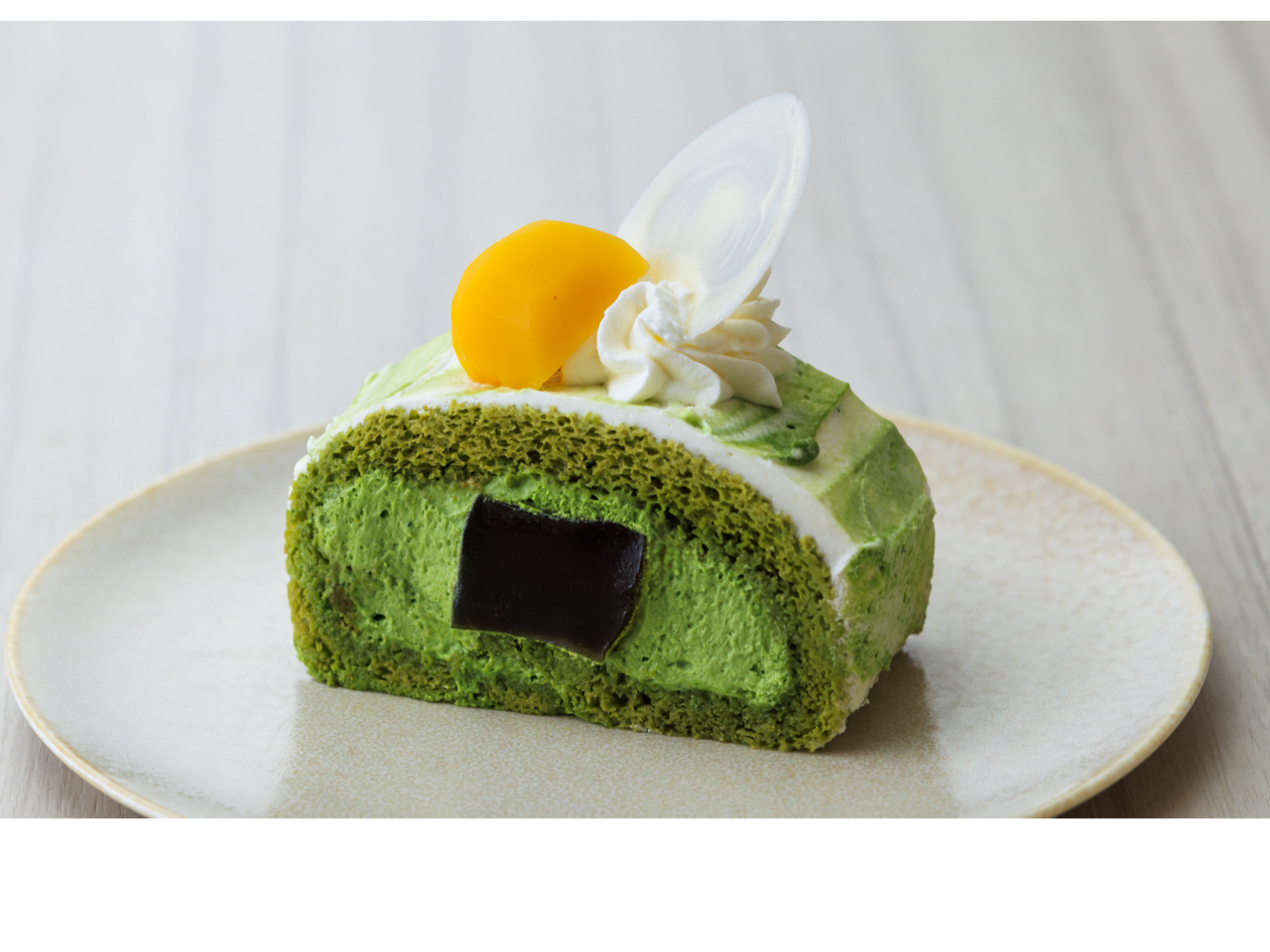 y[P[Lz[P[L͋G߂ƂɖςĂpӂĂ܂BlG郍[P[L܂ڂ̖͂̈łBʐ^̓C[WłB