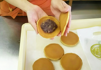 お好きな餡をのせてます♪