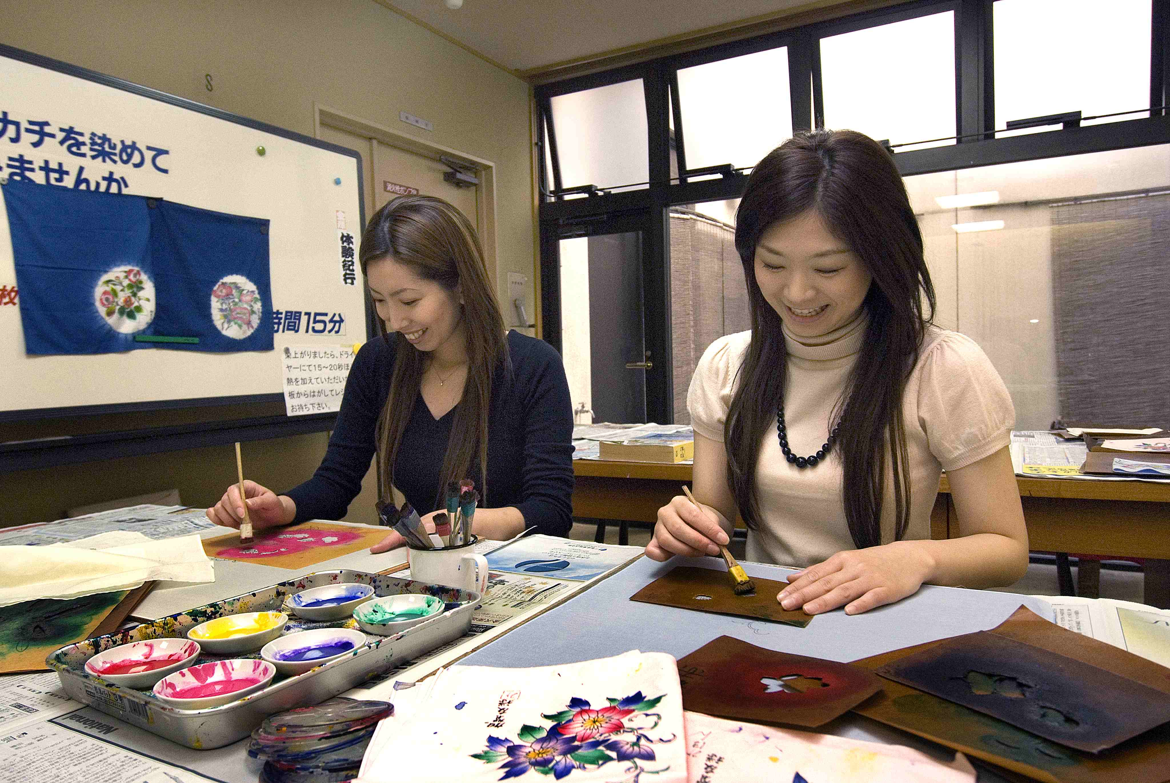 【友禅型染め/土日祝日】自分だけの型染め(型友禅)オリジナルハンカチを作る 《料...