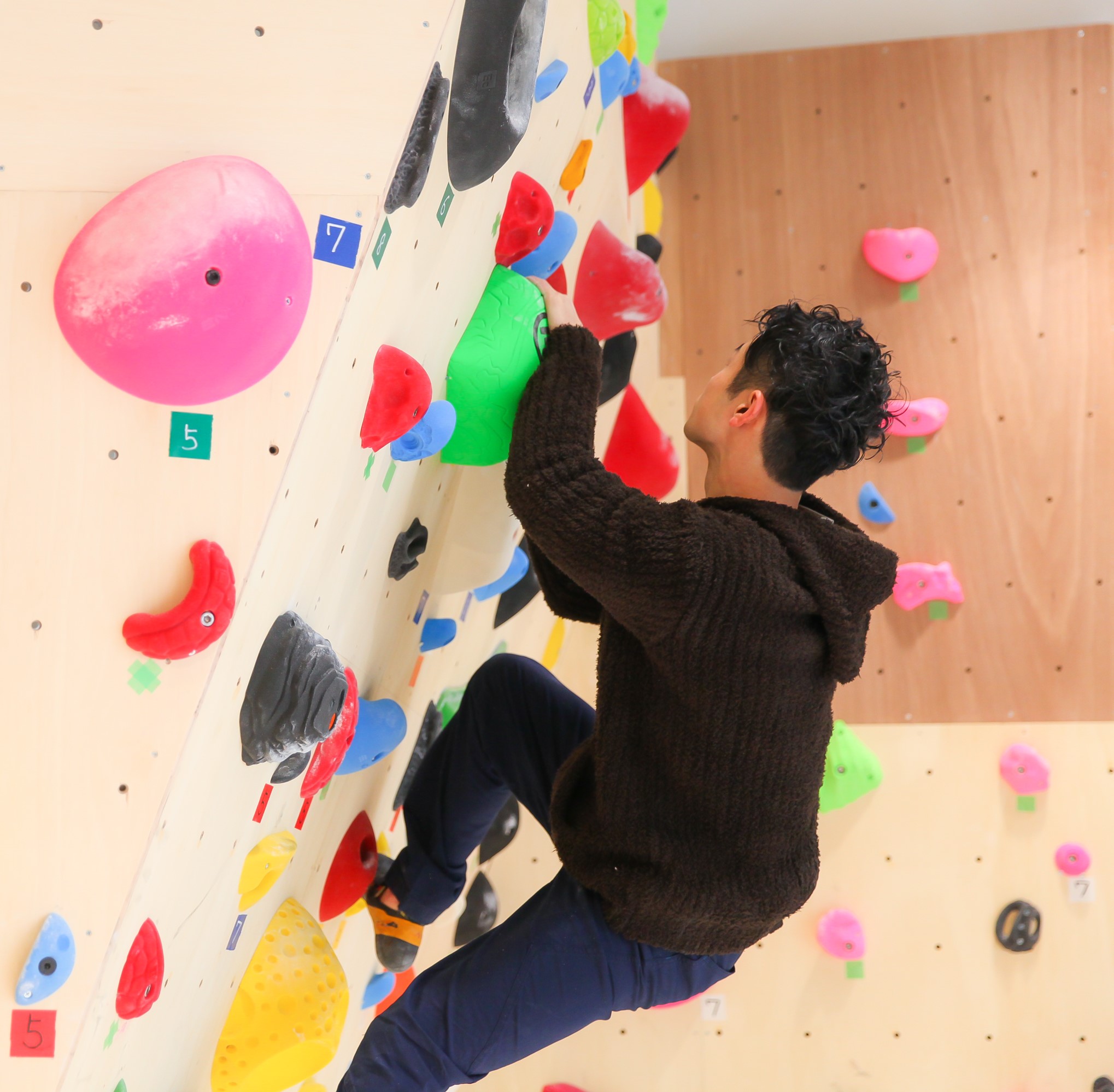 土日祝プラン ボルダリング Travis体験パック 女性の方でも安心レクチャー付 Travis Bouldering Studio じゃらん遊び体験