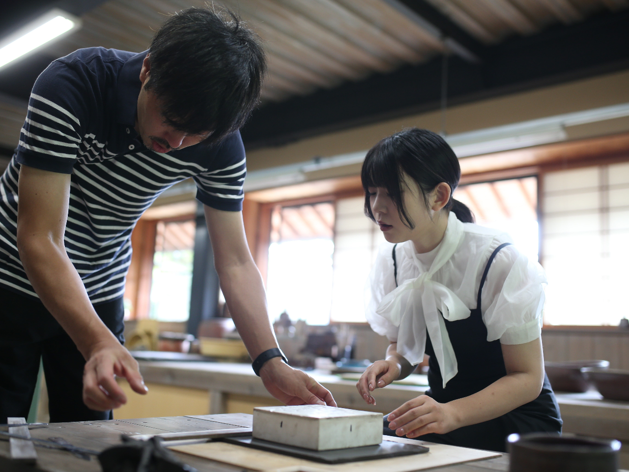 Oă}CX^[fGȂÂ̌T|[gB߂Ă̕łfGȍił̂B