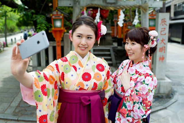 g_ȊX̌тŁAsUANeBuɊył݂܂񂩁