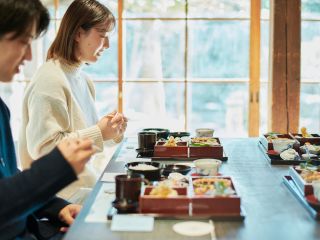 蔵見学後は、きのえね omoyaでランチ